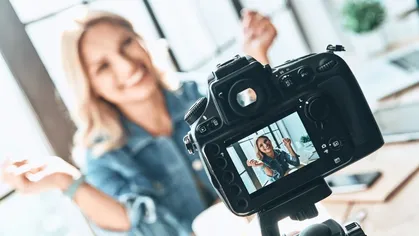 Serupa tapi Tak Sama, Kenali Perbedaan Influencer & KOL Article image