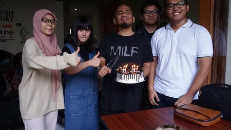 Ada Cerita di Perayaan Ulang Tahun Suitmedia Article image