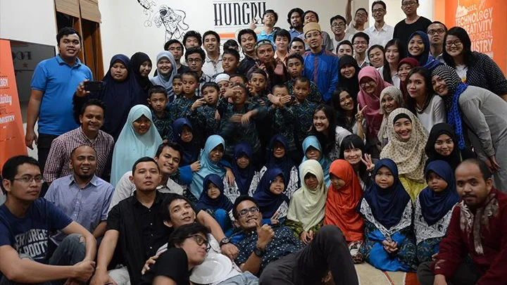 Berbagi Keceriaan Di SuitRamadhan