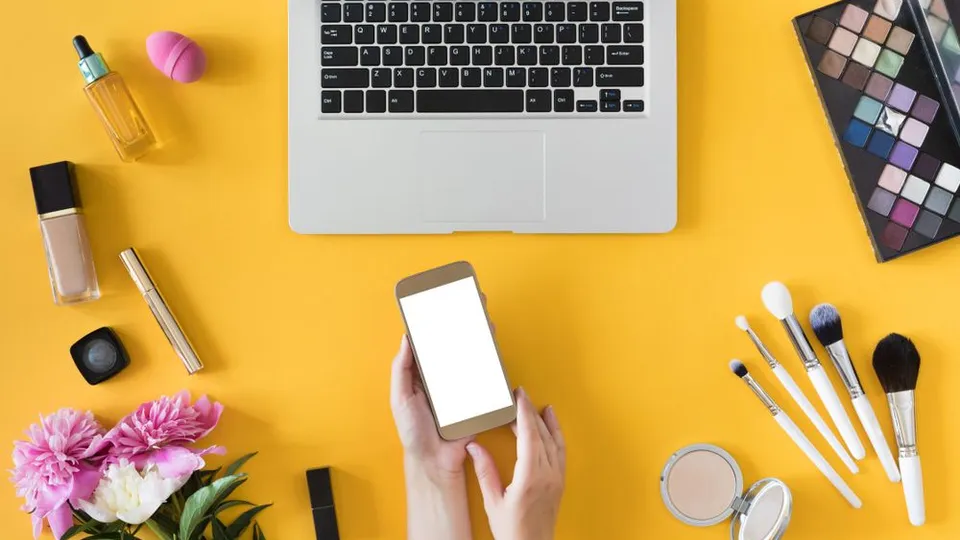 How Digitalization Affects the Beauty Industry