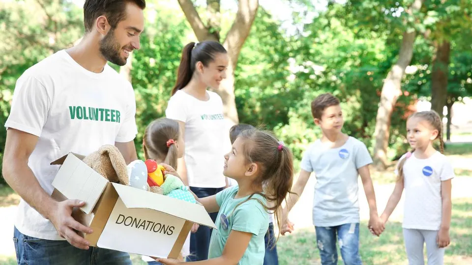 SuitCare 2023: Strides of Impact - Supporting Orphanages and CSR Endeavors SuitCare 2023: Strides of Impact - Supporting Orphanages and CSR Endeavors